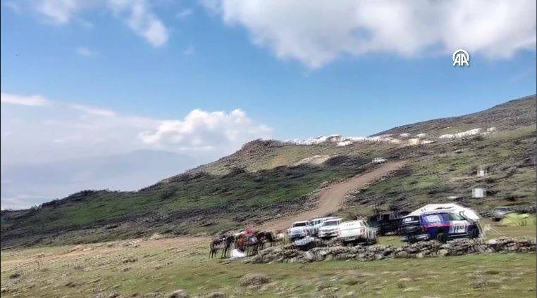 Ağrı Dağı’nda donarak ölen dağcıların cenazeleri indiriliyor - Resim: 11